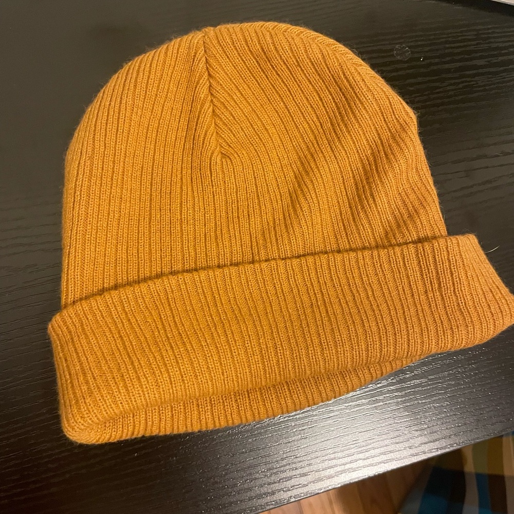 Unbranded yellow beanie